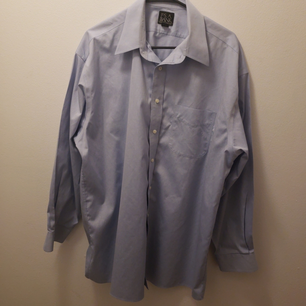 Jo's A Bank Mens Size17-34 Blue Preowned Shirt.